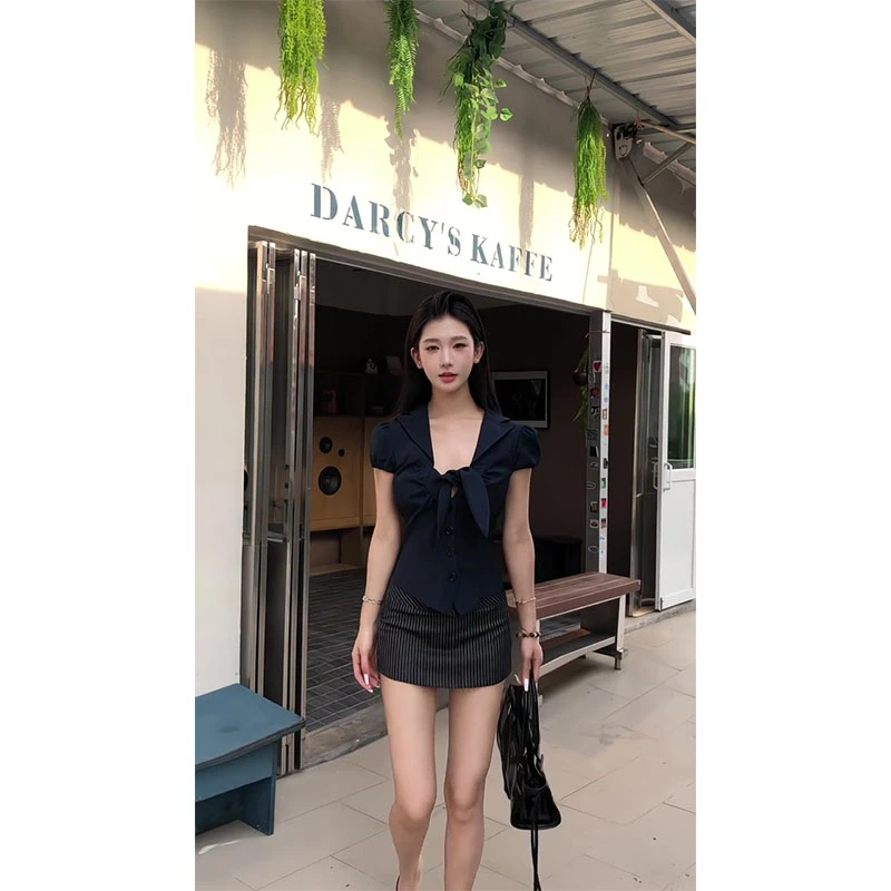 2025夏新款蝴蝶结系带方领短袖衬衫女夏收腰辣妹条纹半身裙两件套