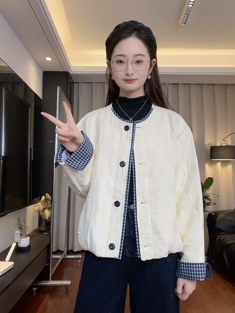 【菱形宝贝】格短款女新款圆领格子拼接袖口显瘦休闲薄外套时尚2025