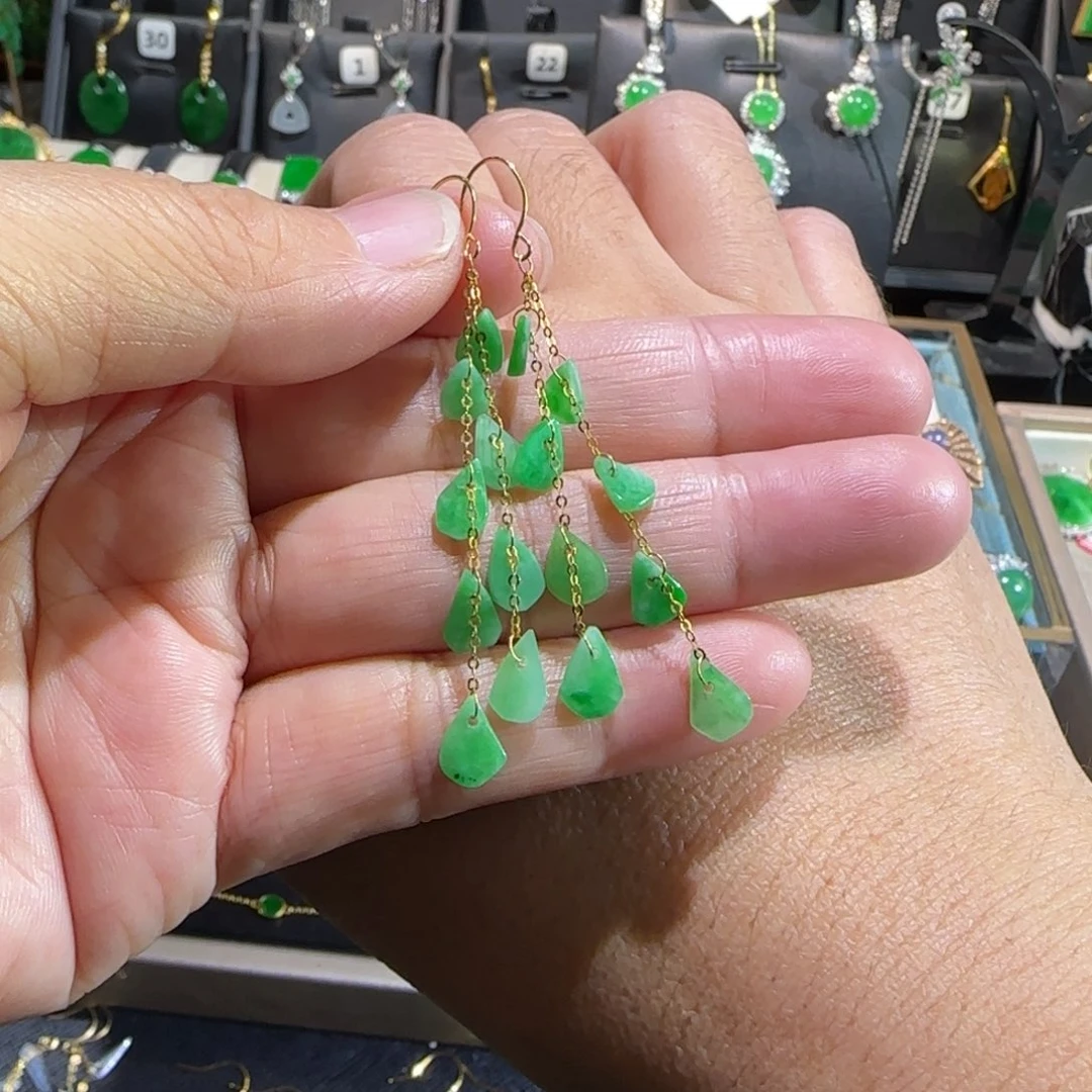 翡翠18K金镶嵌颈饰耳钩