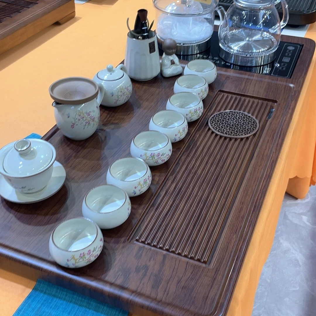 刘****瓷片回复的人韵达飞鸿代发回复光滑