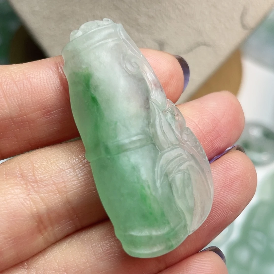 定制翡翠未镶嵌竹节43.6x21.5x7.5