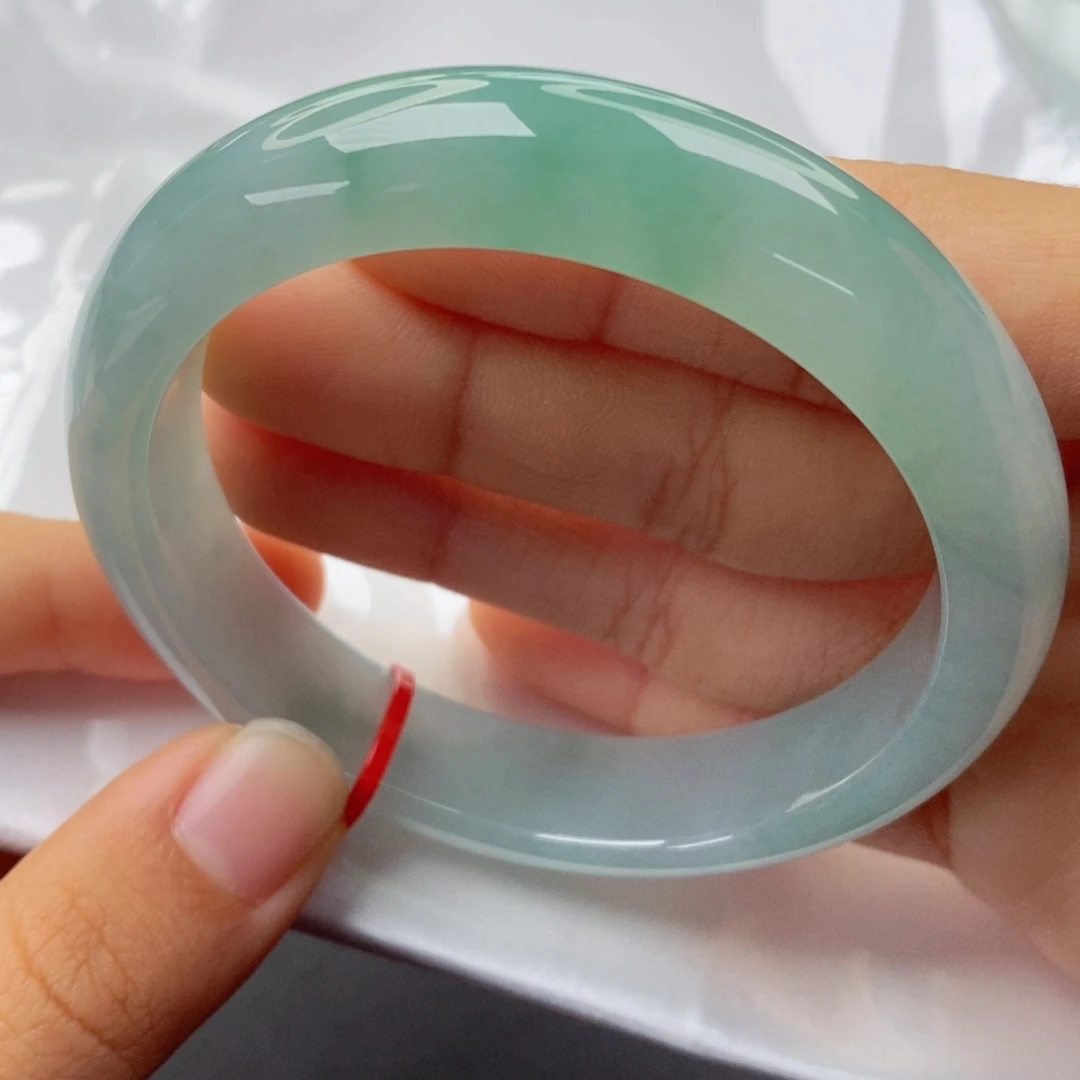 翡翠未镶嵌手镯5657正圈 24812