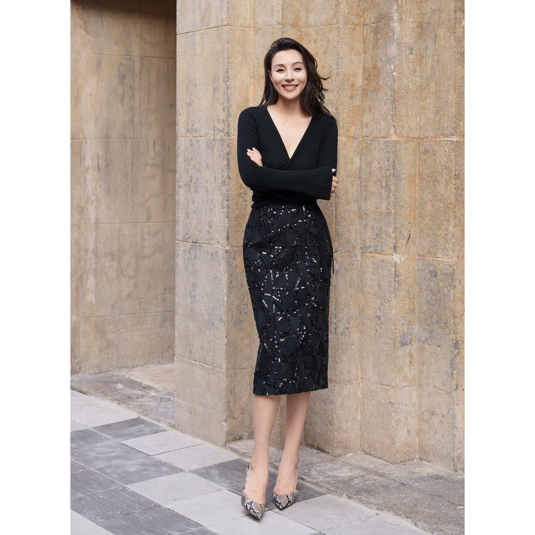 【余书】“优雅回归”系列亮片不规则几何半身裙Y304200