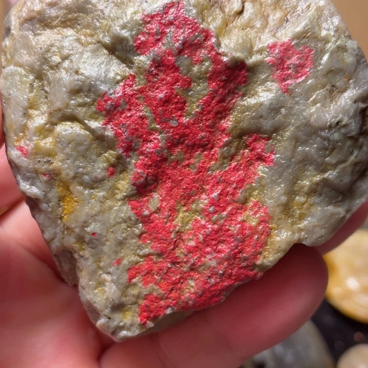 昌化石180克昌化鸡血