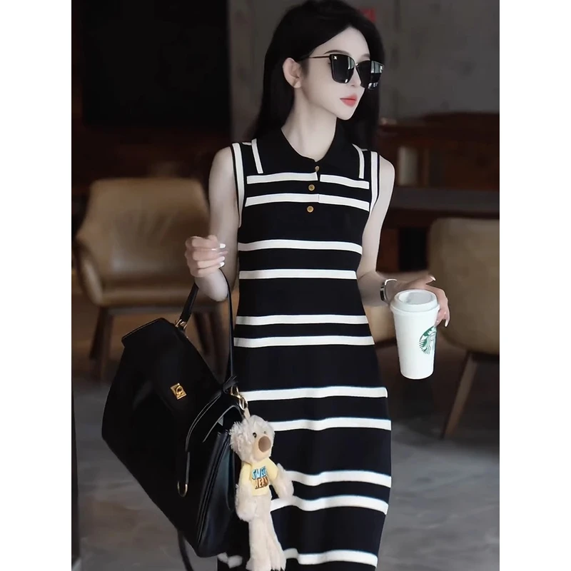 法式气质无袖条纹针织连衣裙女2025夏季新款翻领显瘦减龄包臀短裙