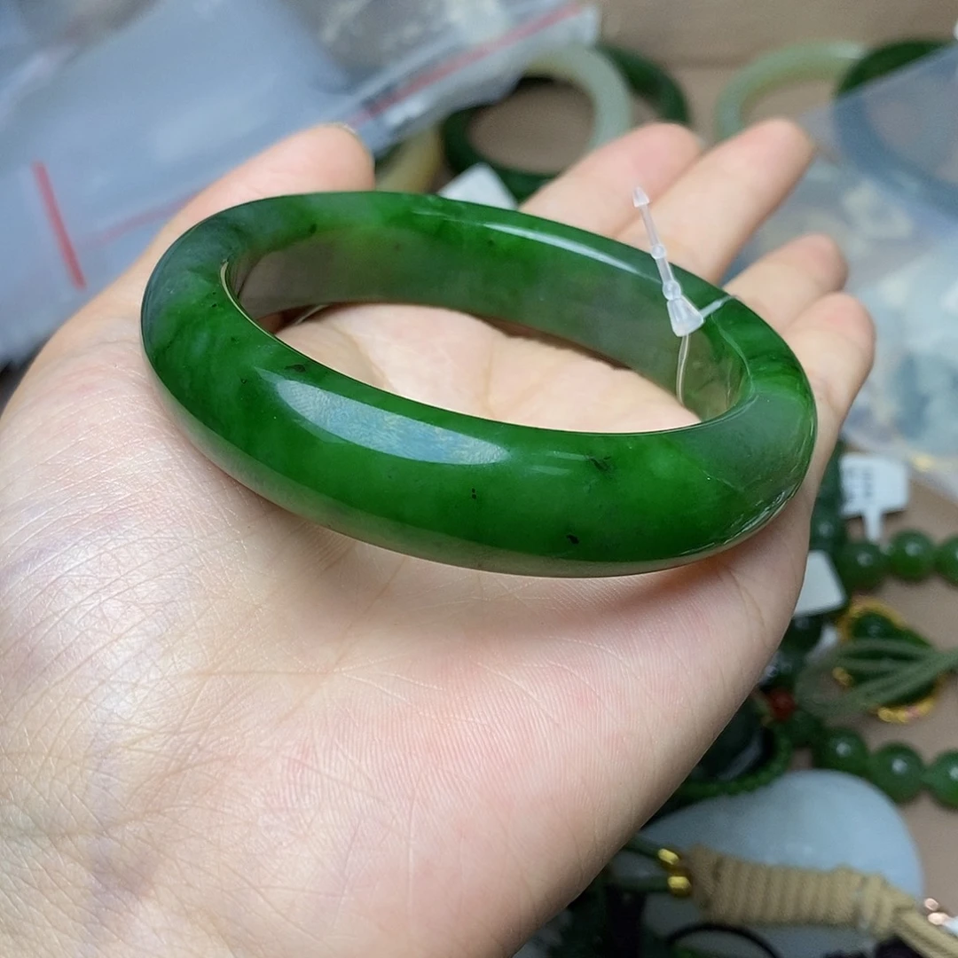 和田玉（碧玉）手镯未镶嵌58