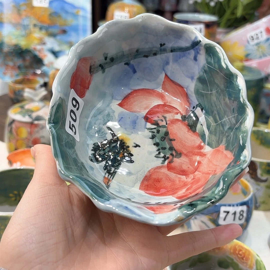 瓷片兔兔好可爱呀打