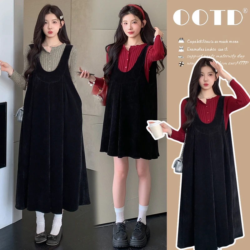 2026秋冬季新款孕妇装法式坑条开扣打底衫丝绒吊带背心裙孕妇套装