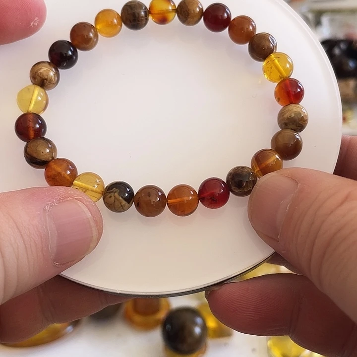 琥珀未镶嵌裸石手串