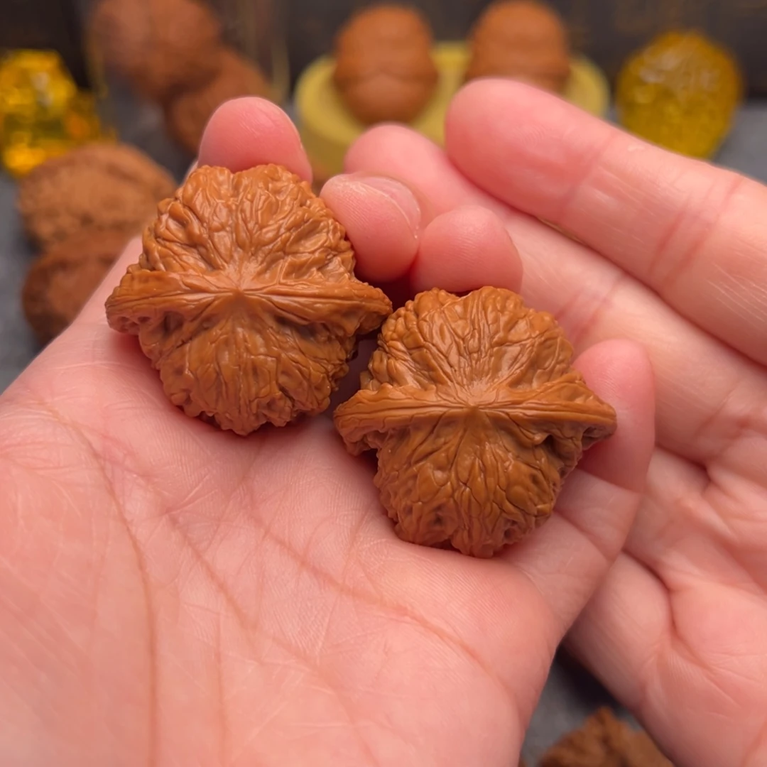 文玩核桃把件精品特价磨盘狮子头38