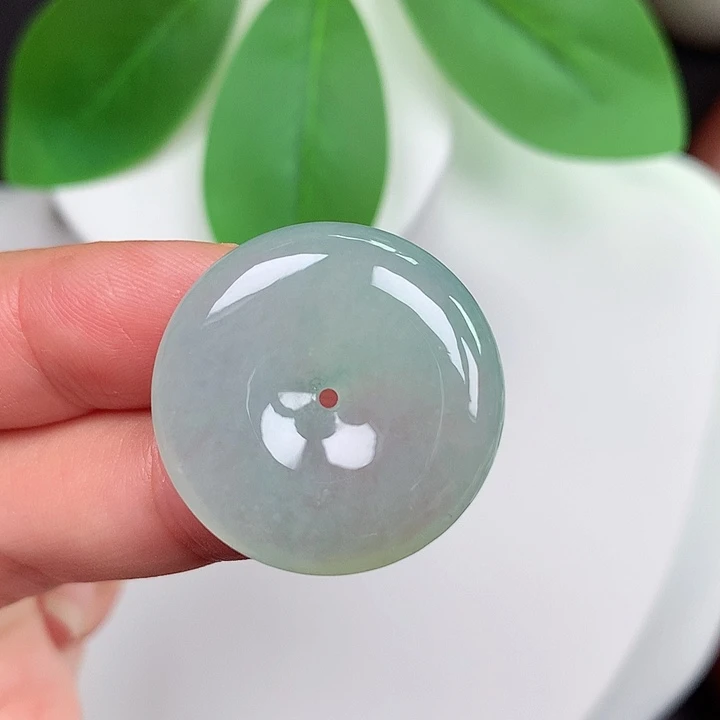 颈饰未镶嵌翡翠平安扣25x5.8mm