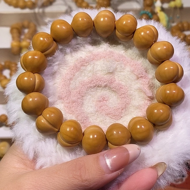 猴头核桃手串16.8素圈屁桃柯基微反有