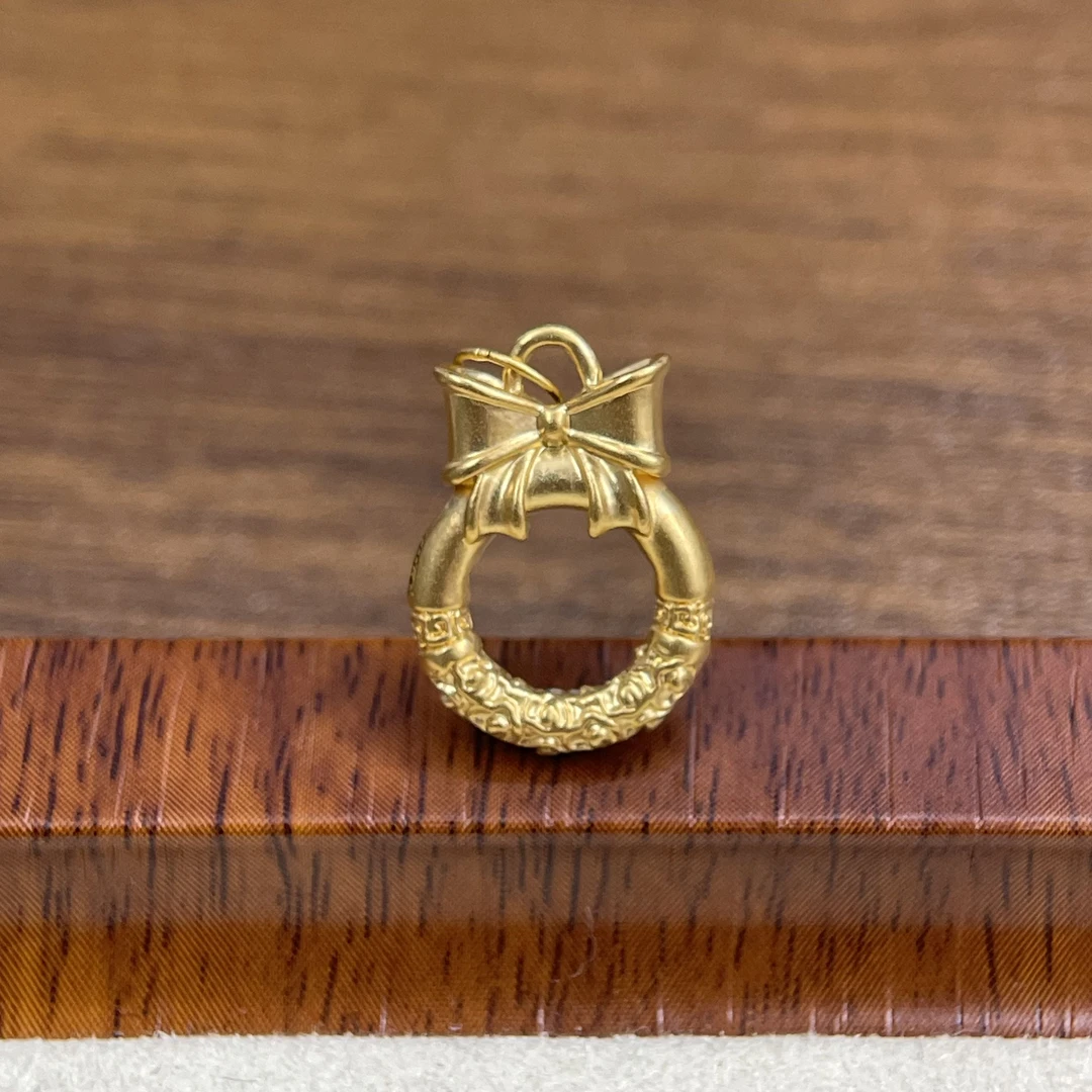 吴芳芳黄金足金999在逃公主平安扣DP0169-0290