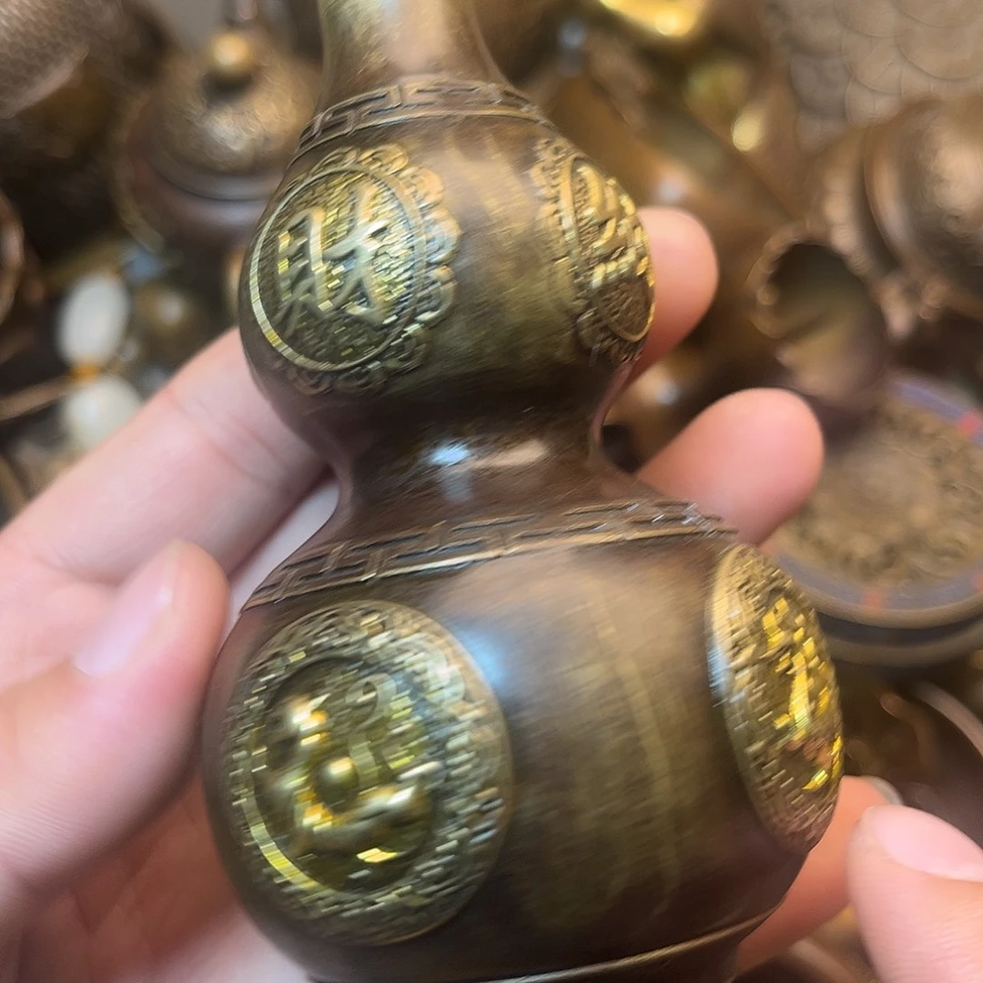 精美铜器工艺品等