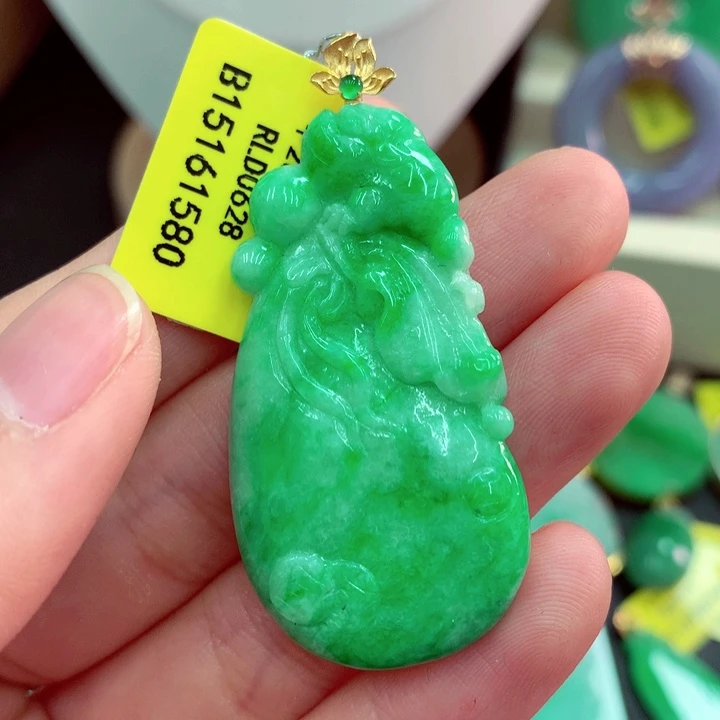 翡翠18K金镶嵌吊坠(不含链)