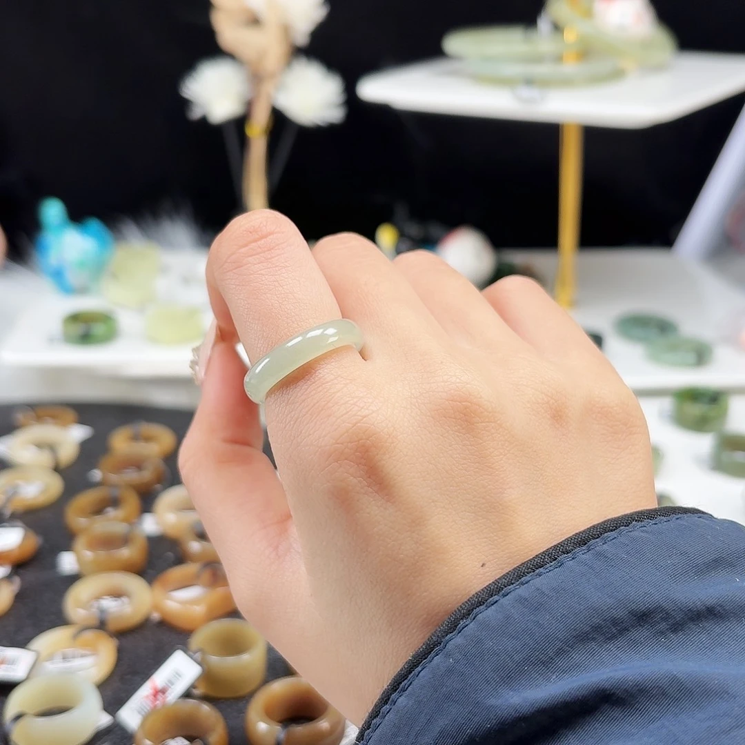 和田玉未镶嵌戒指P63冰透绿细条17.7不退换