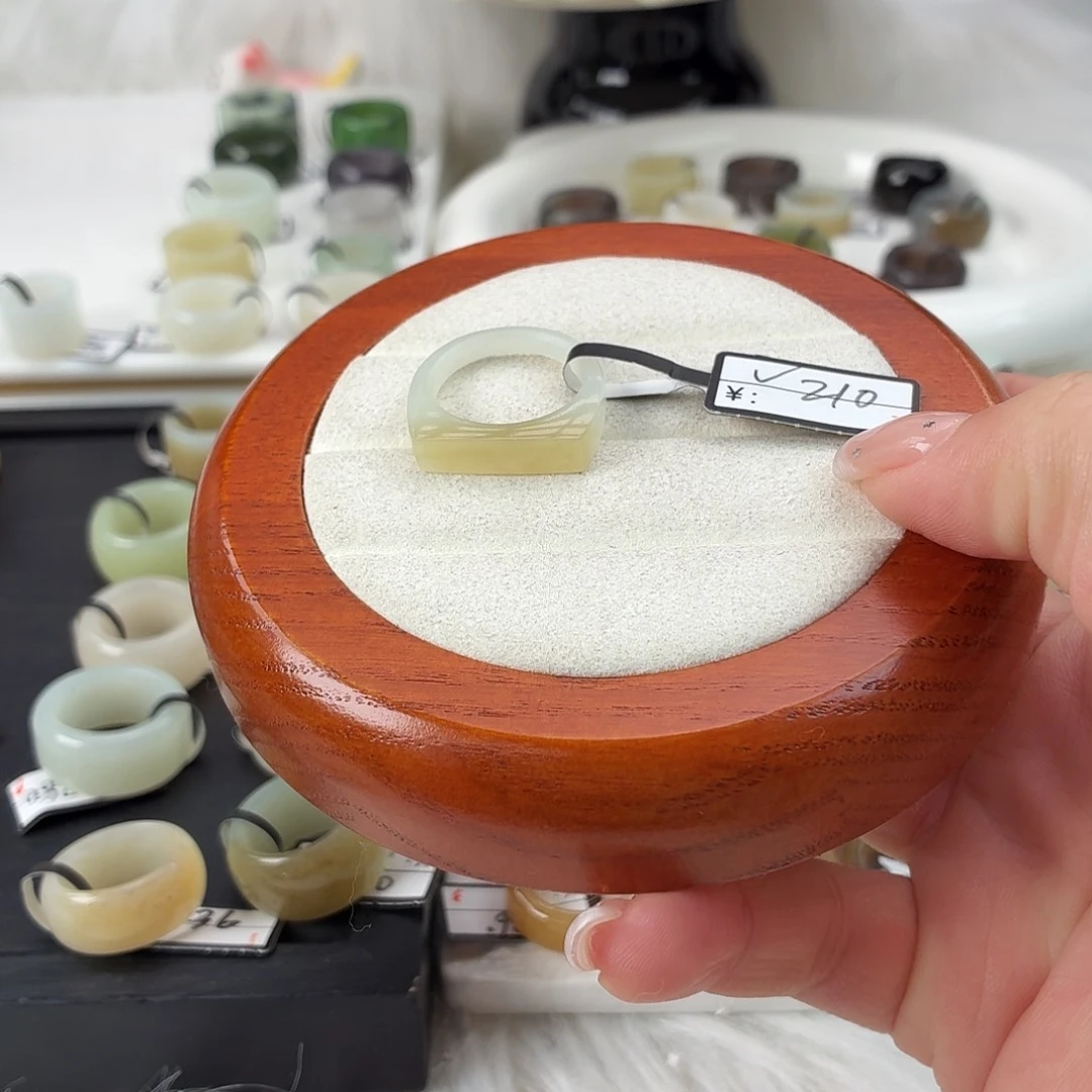 和田玉未镶嵌戒指Q42糖马鞍内径18.3