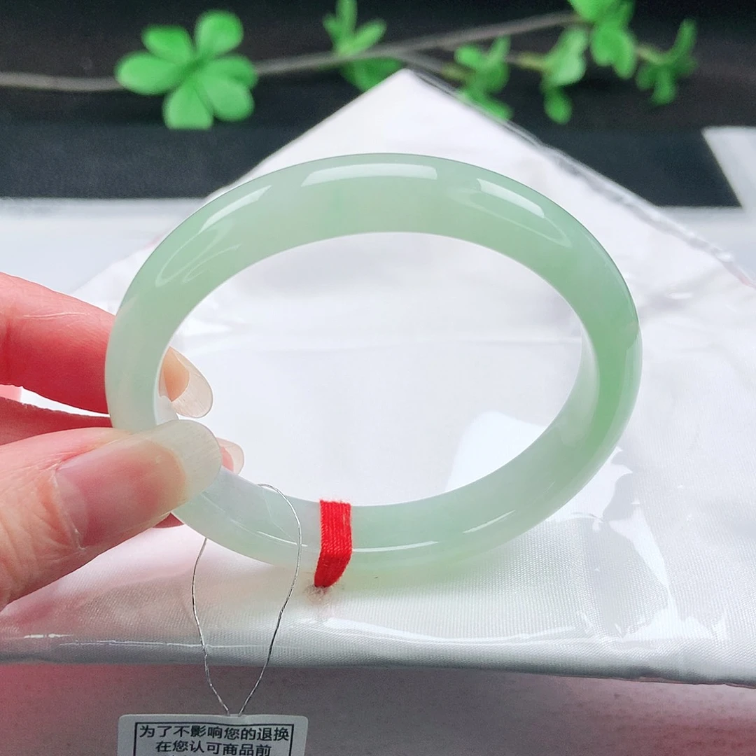 未镶嵌手镯（贵妃镯）翡翠54贵妃