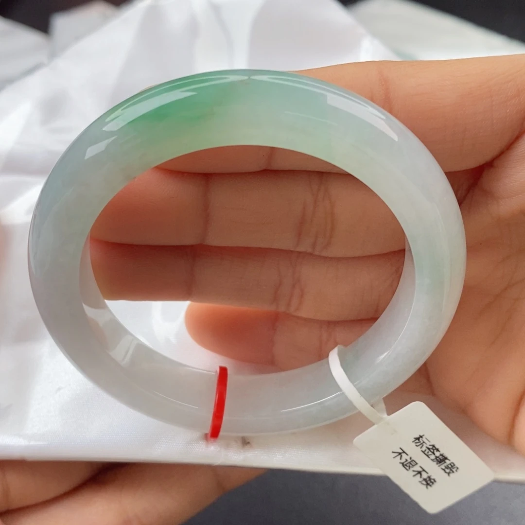 翡翠手镯未镶嵌5253正圈