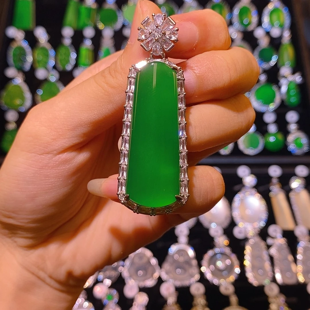 合金颈饰玛瑙/玉髓