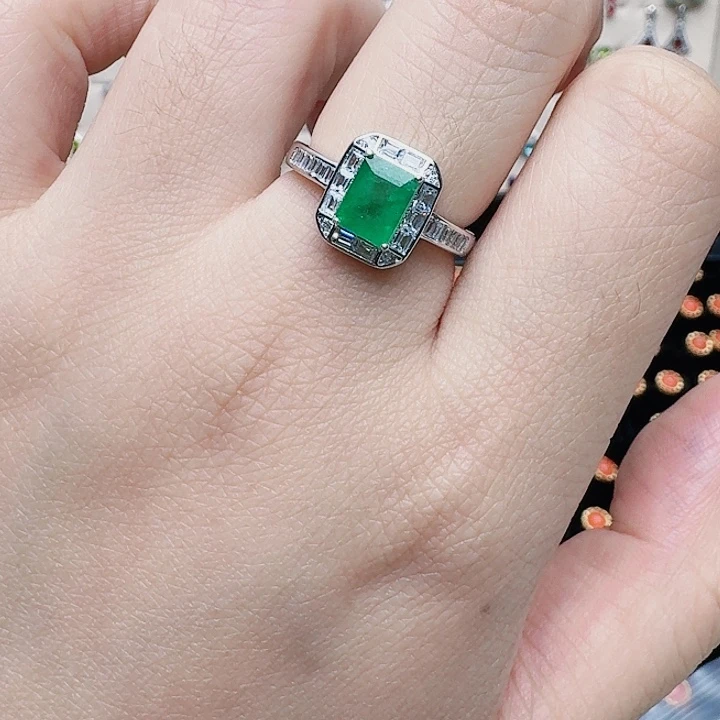 祖母绿戒指银S925镶嵌戒指