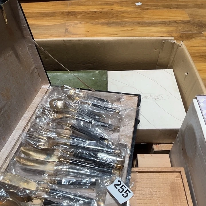 瓷片呀工艺品摆件瓷器摆件正能量