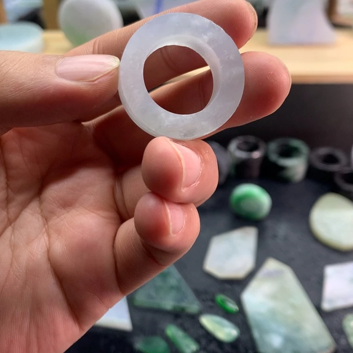 定制翡翠未镶嵌天然翡翠