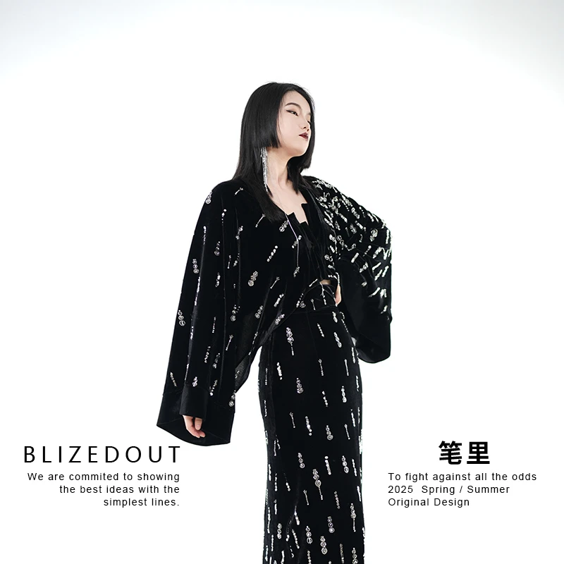 笔里【BLIZEDOUT】原创设计黑色立体绣花刺绣廓形直筒袖外套5091303