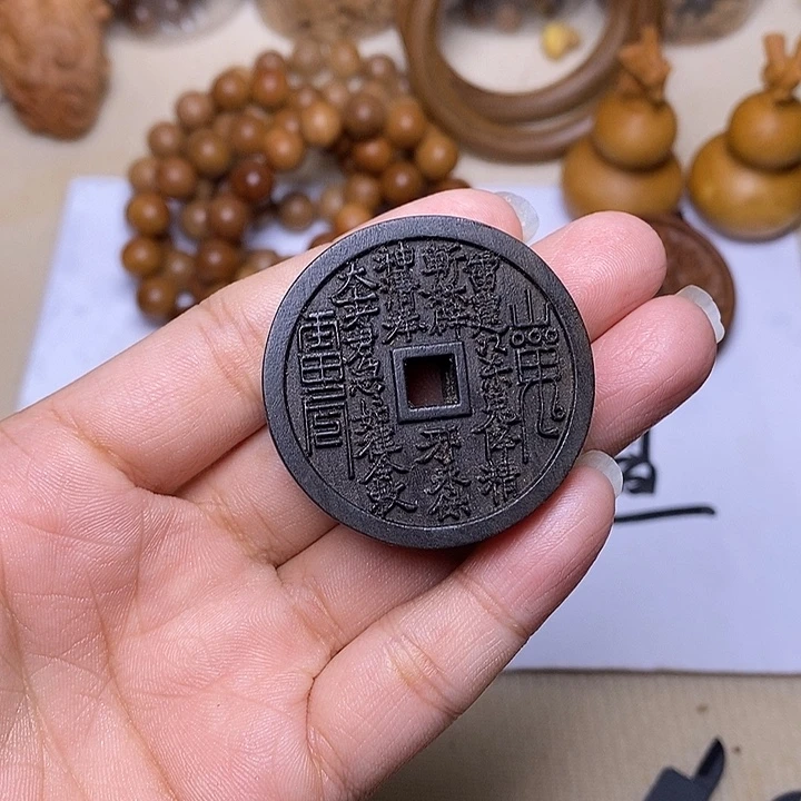 檀香木手串/手链老山檀香阴沉雕刻山鬼吊坠