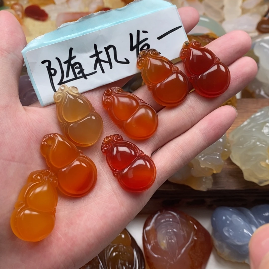 玛瑙/玉髓未镶嵌颈饰