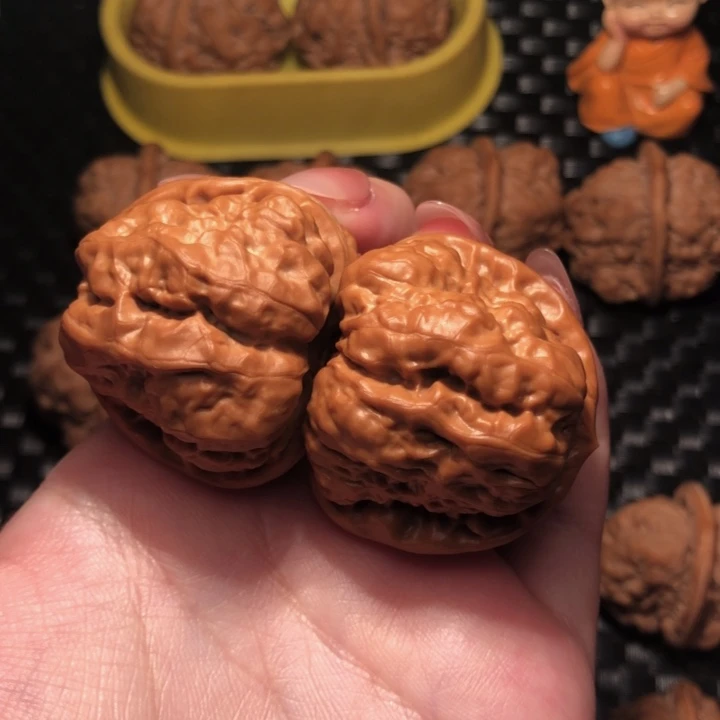 香***饽把件文玩核桃蛙王