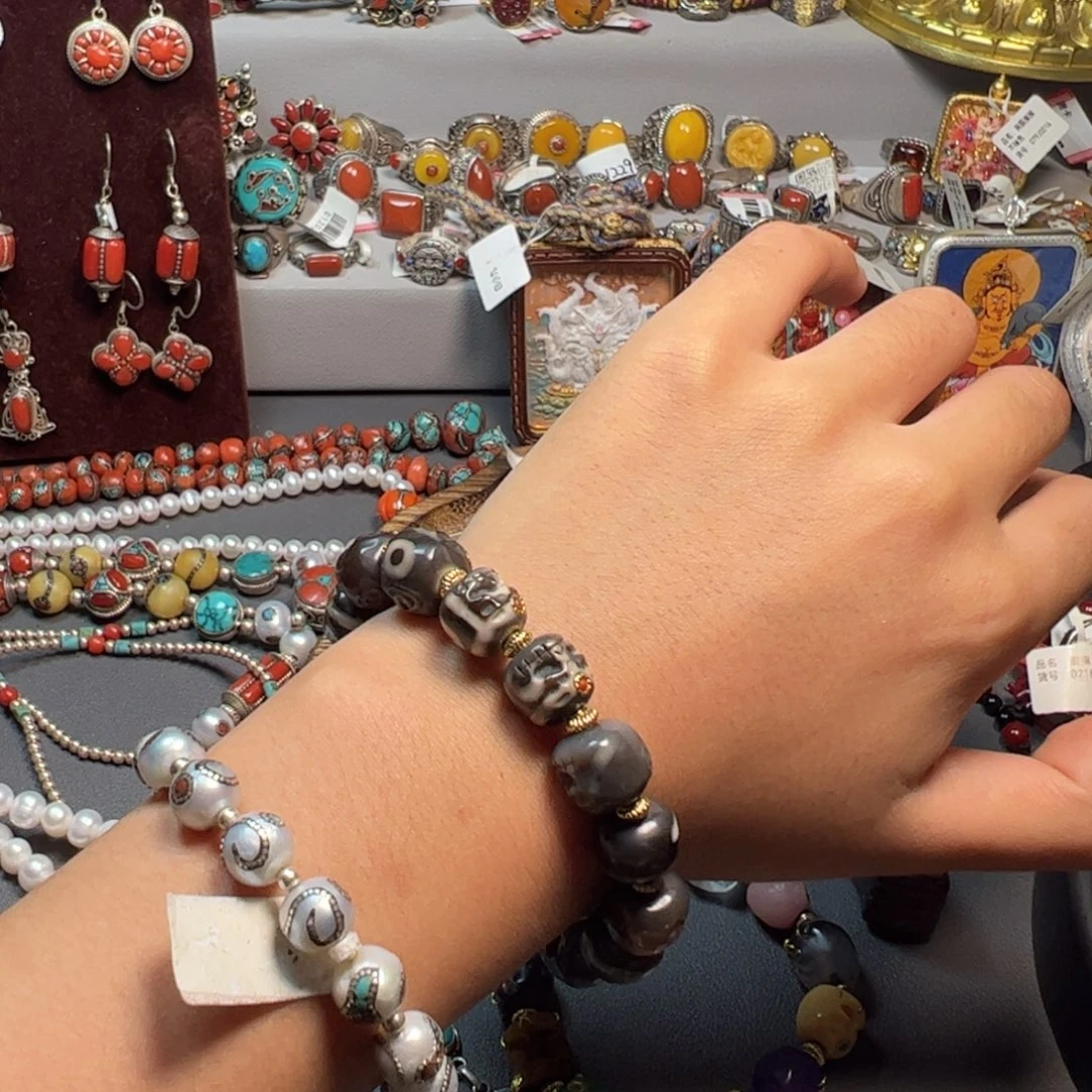 泥塑藏地密码饰品