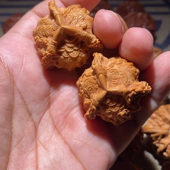 瞧***吊坠文玩核桃核桃