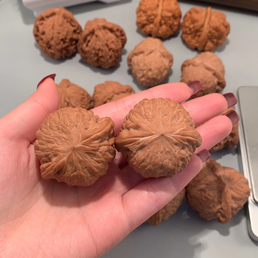 ****歌大叶紫檀（黑酸枝木类）铁锤400