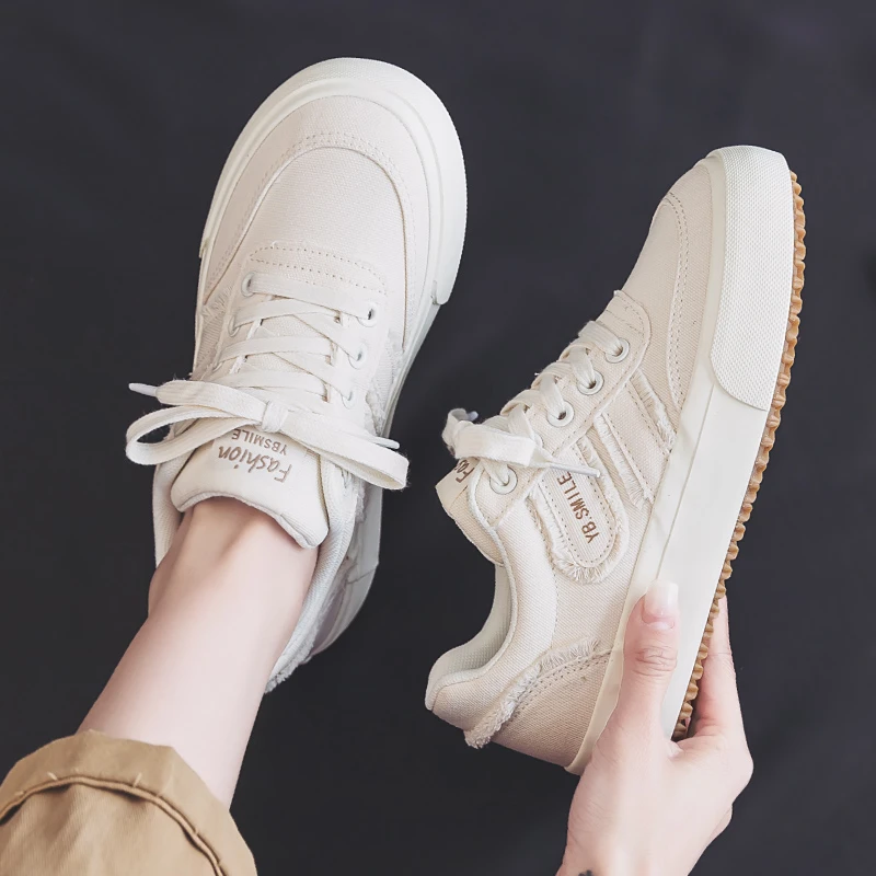 【good】2025春夏时尚设计帆布鞋小众休闲简约板鞋学生百搭小白鞋女