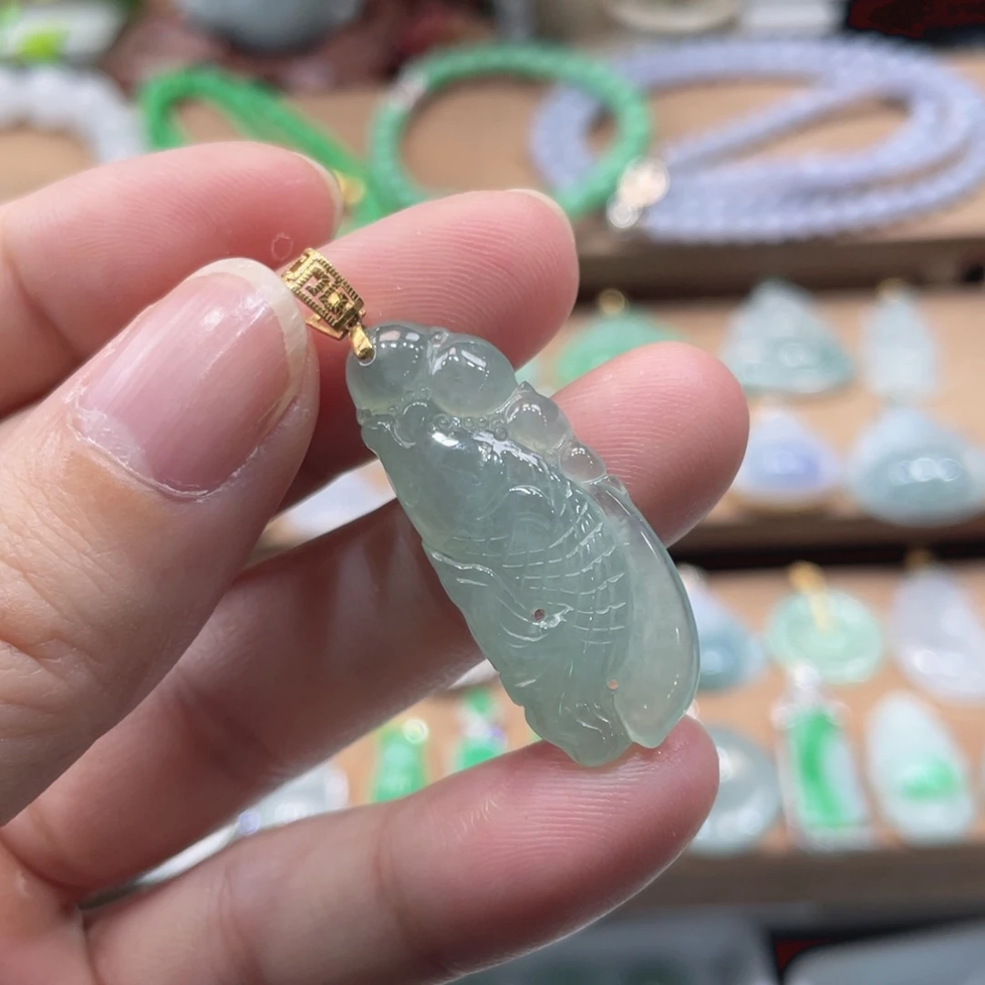 吊坠(不含链)未镶嵌翡翠