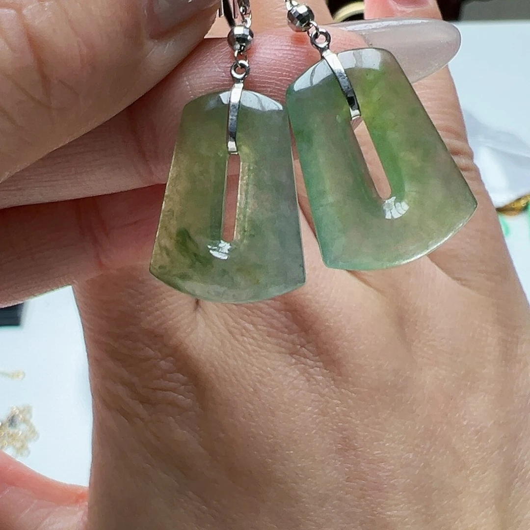 翡翠耳饰18K金镶嵌天然缅甸A货翡翠