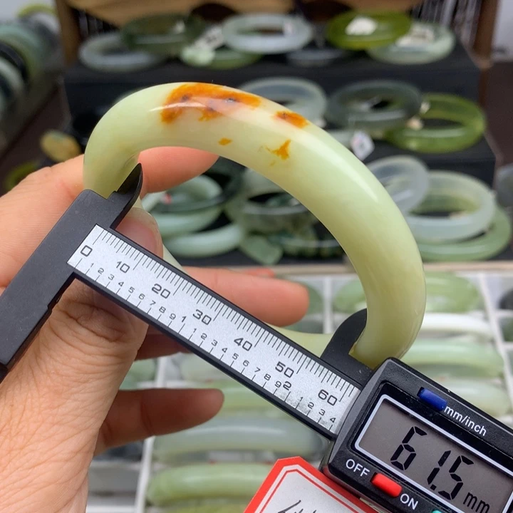 蛇纹石玉未镶嵌手镯925