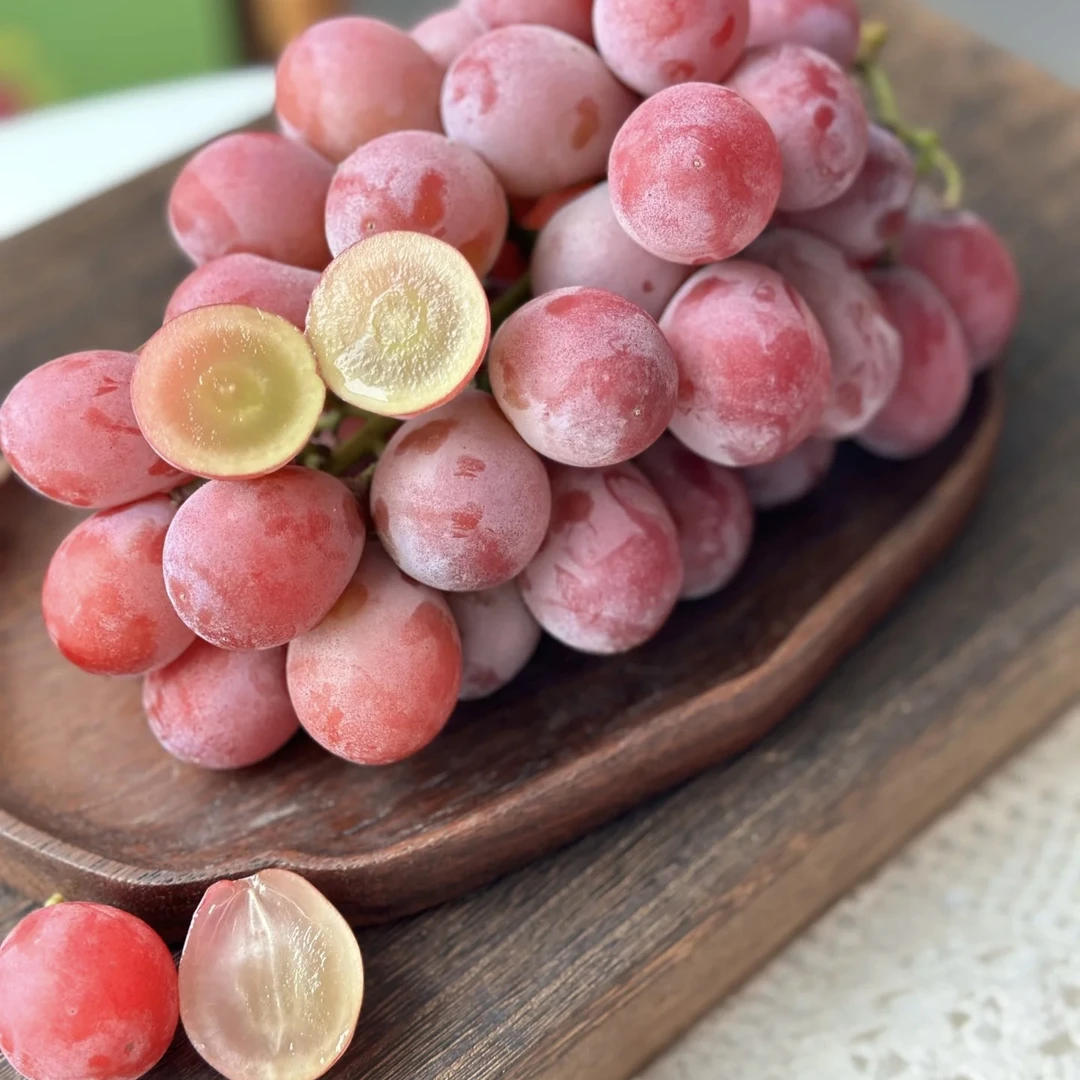 云南【妮娜皇后】葡萄超香甜提子香甜爆汁无籽爽甜孕妇水果云南省