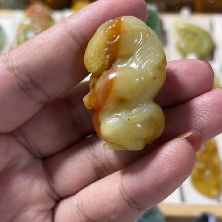 岫玉未镶嵌吊坠(不含链)