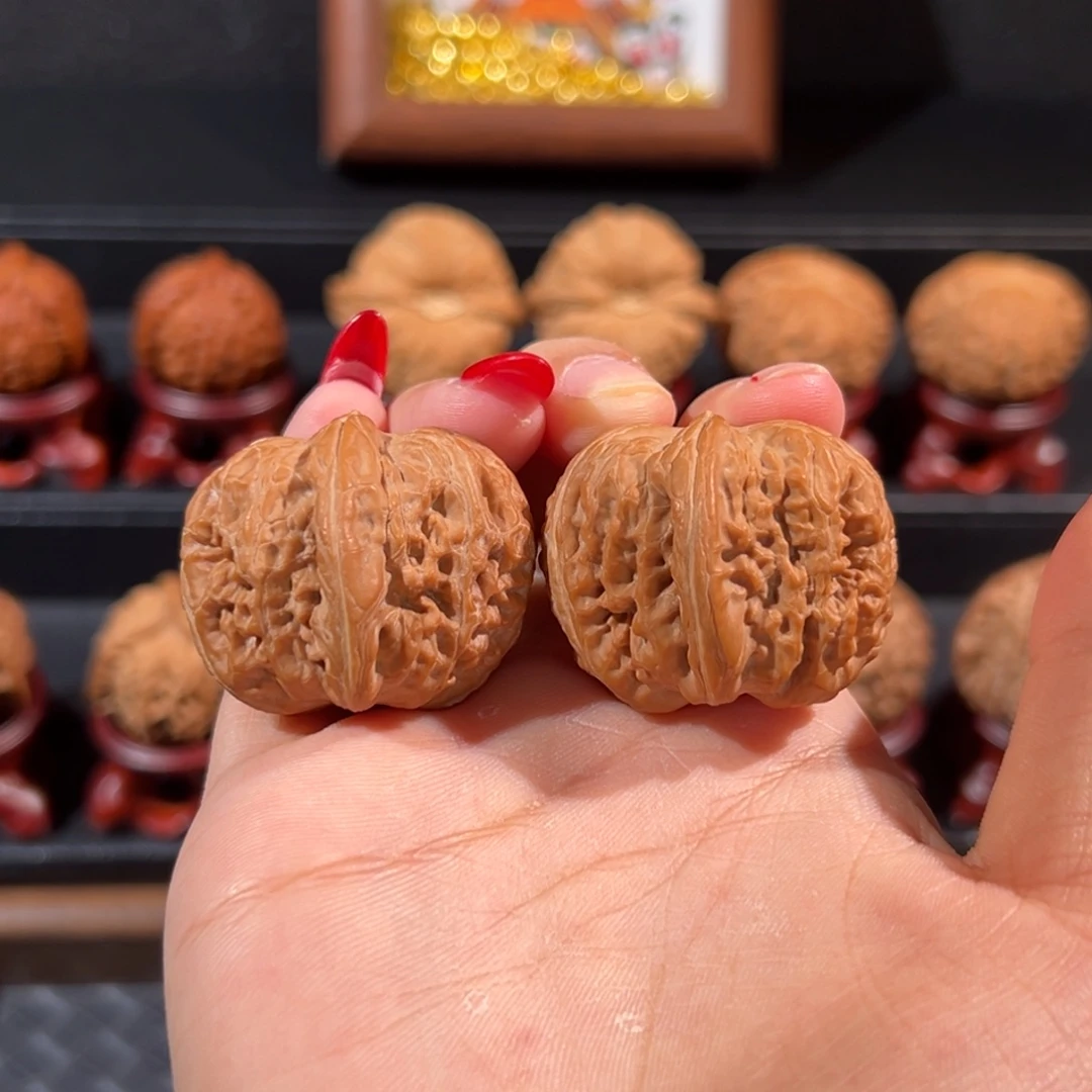 把件文玩核桃元宝37