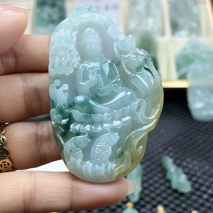 颈饰未镶嵌翡翠天然翡翠观音