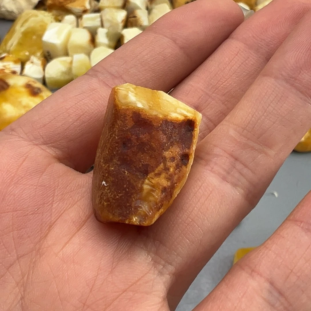 定制琥珀未镶嵌O****o蜜蜡
