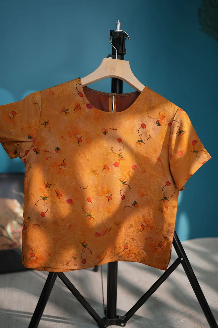 X04.桑蚕丝小孩T恤