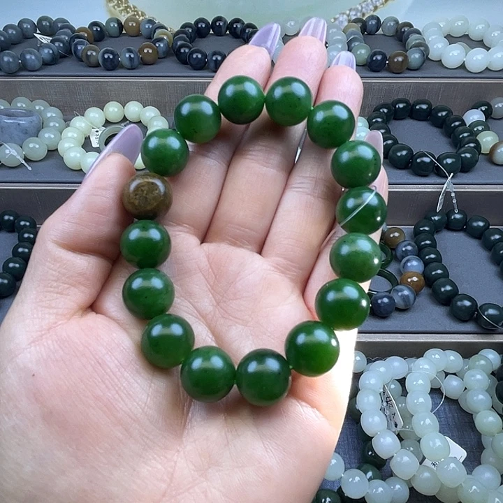 大***雅和田玉未镶嵌手链