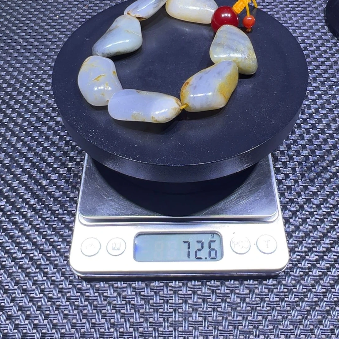 吊坠(不含链)未镶嵌和田玉（子料）72