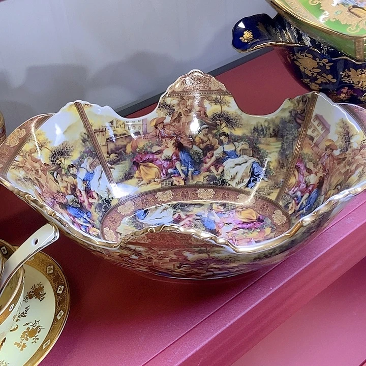 瓷片微瑕……………………………………