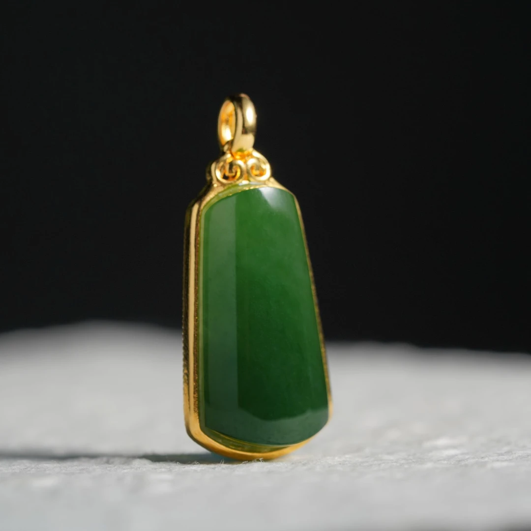 【鹿鸣】如意 |18K金碧玉T型无事牌吊坠22*12*6 春日珠宝 Y01