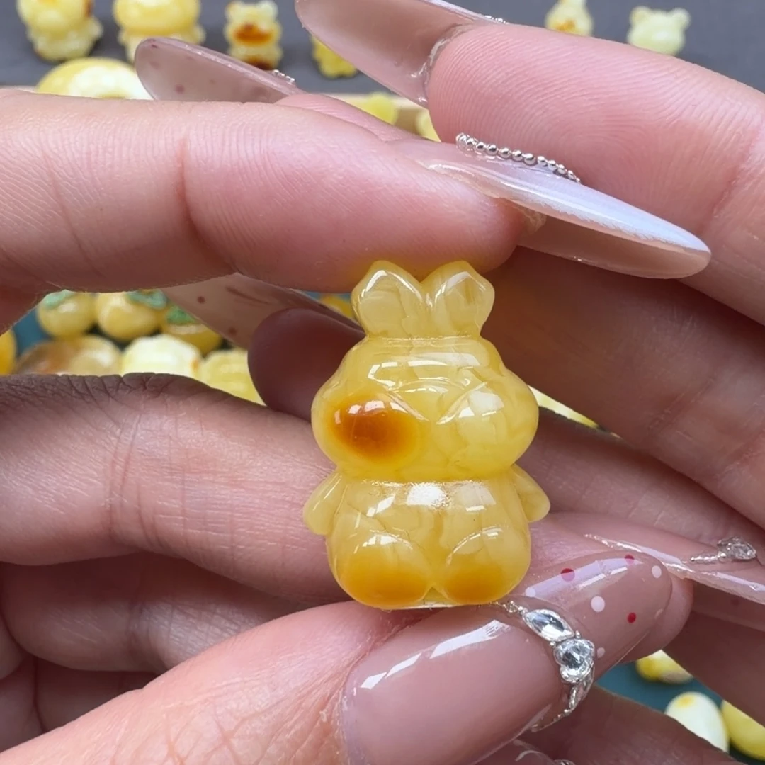 琥珀未镶嵌裸石蜜蜡