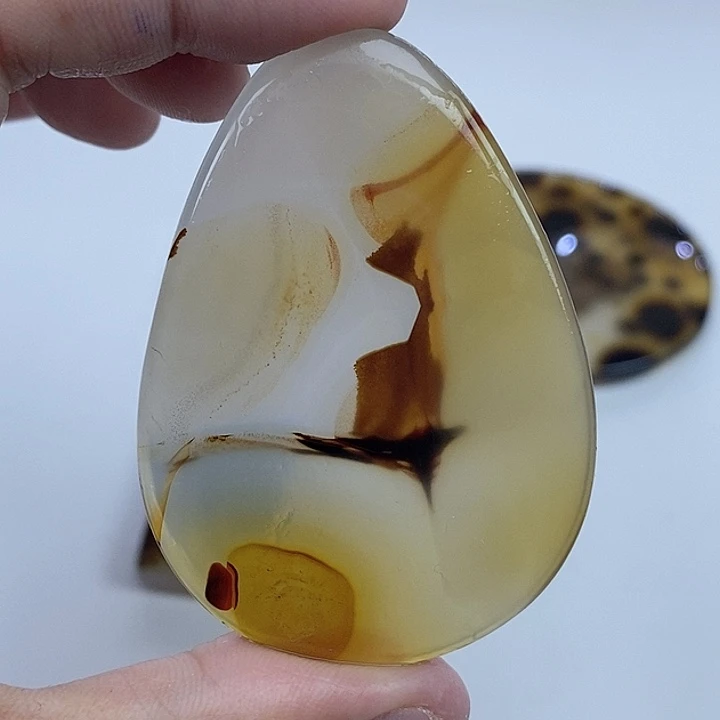 玛瑙/玉髓未镶嵌珠宝半成品